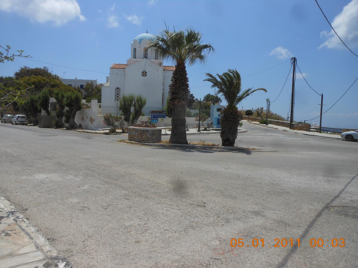 Afrodite Hotel Tinos Ngoại thất bức ảnh
